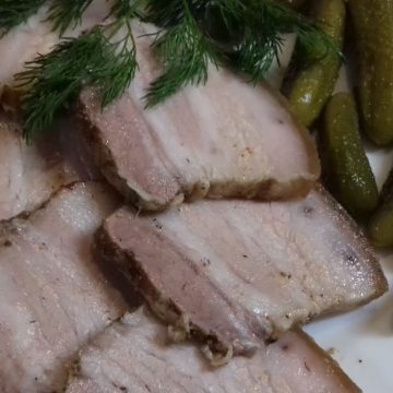 Вареное сало со специями Вареное сало со специями